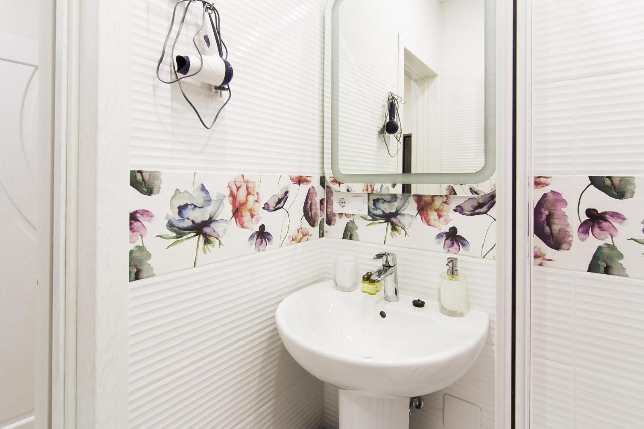 Rose D'Opera Hotel Oldenburg Bagian luar foto